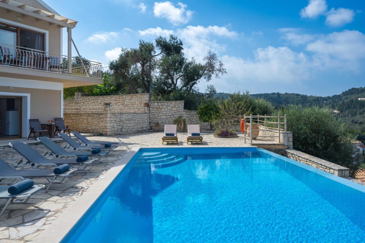 Pangolas Apartments Paxos Longos  Экстерьер фото