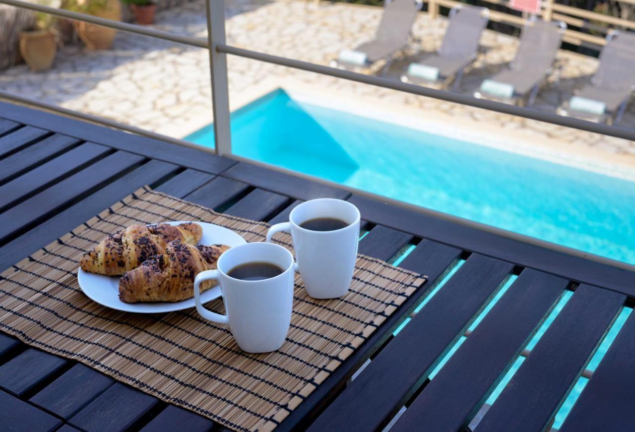 Pangolas Apartments Paxos Longos  Экстерьер фото
